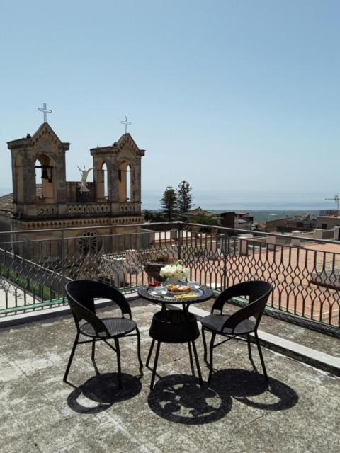 B&B La Giara Piedimonte Etneo Exterior foto
